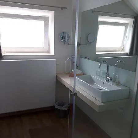 De Fruithoeve 4* Hoeselt